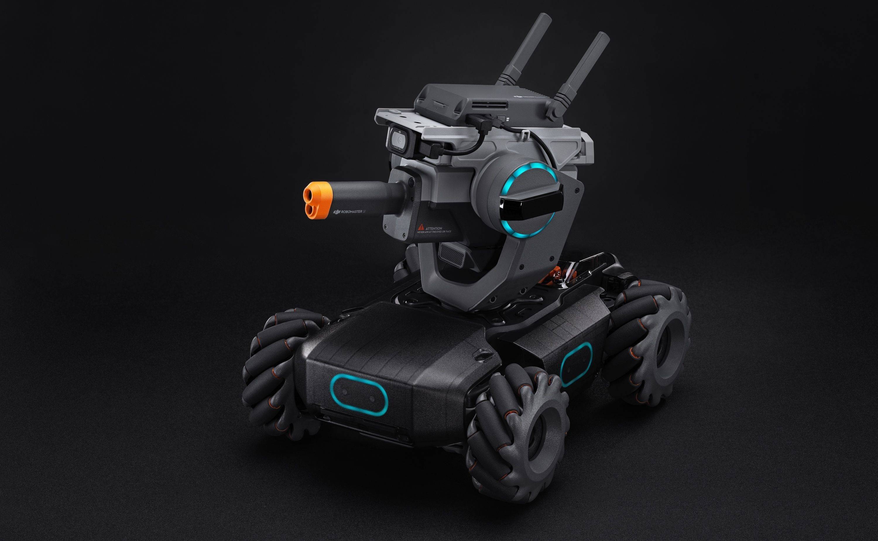大疆推出了robomasters1教育机器人支持编程和多人对战
